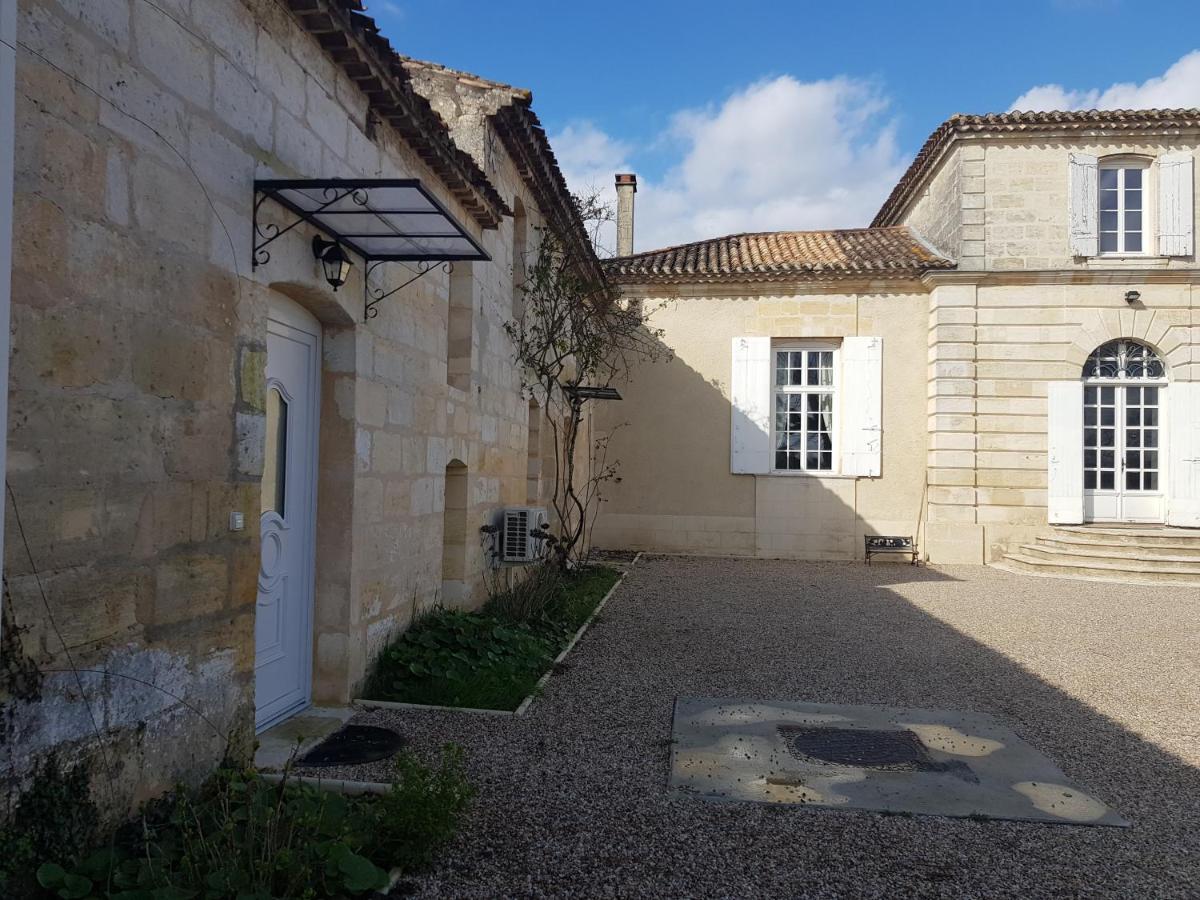 ホテル Domaine Du Chauvet Sainte-Eulalie  エクステリア 写真
