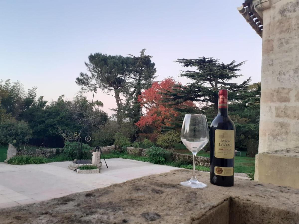 ホテル Domaine Du Chauvet Sainte-Eulalie  エクステリア 写真