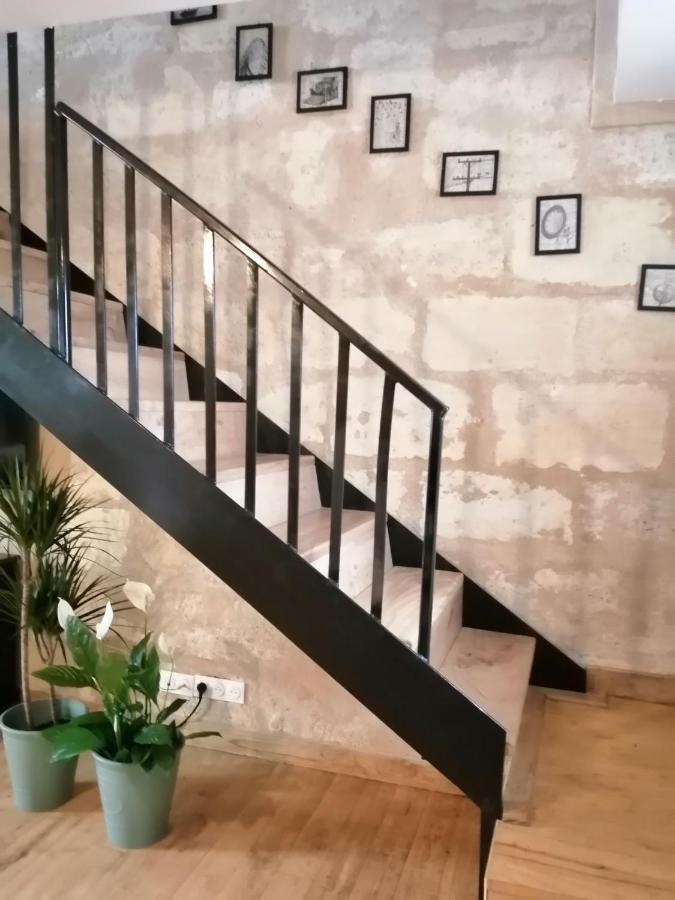 ホテル Domaine Du Chauvet Sainte-Eulalie  エクステリア 写真